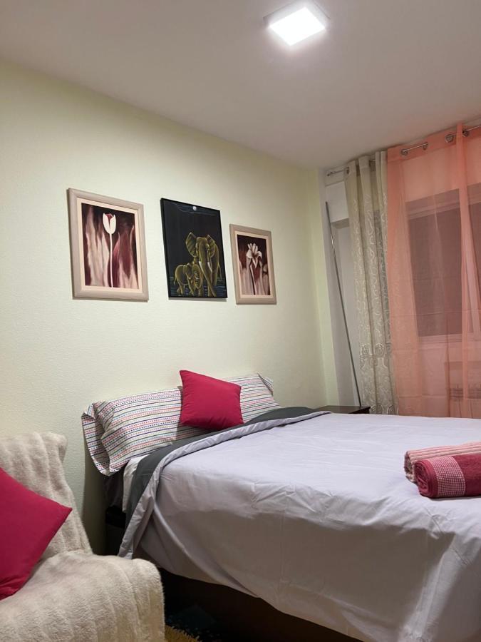 Ferienwohnung Aparment Legazpi Madrid Exterior foto